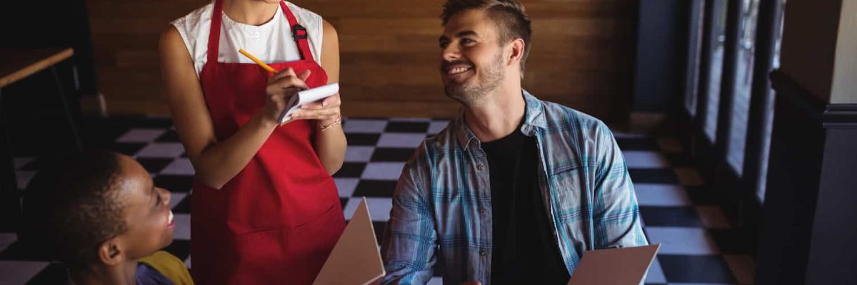 Descubra como impulsionar a lealdade dos clientes do seu restaurante com estratégias comprovadas de programas de fidelidade.